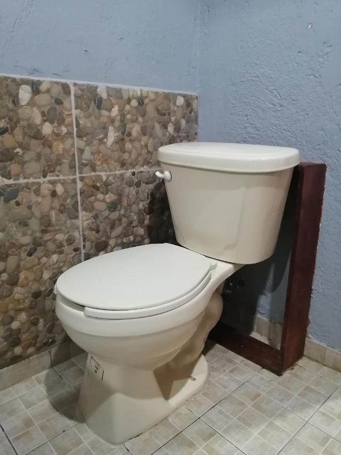Hotel Hacienda Tonalmain, Central Nueva Тонала Экстерьер фото